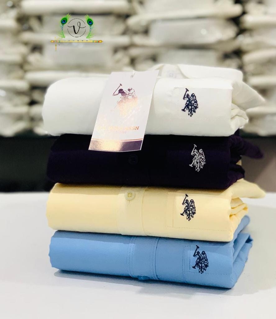 Upgrade your wardrobe with this 4-pack U.S. Polo men’s shirts differnt Colors.&nbsp; Featuring original logo embroidery, soft breathable cotton, slim fit, and premium stitching—perfect for office, events, or daily wear.