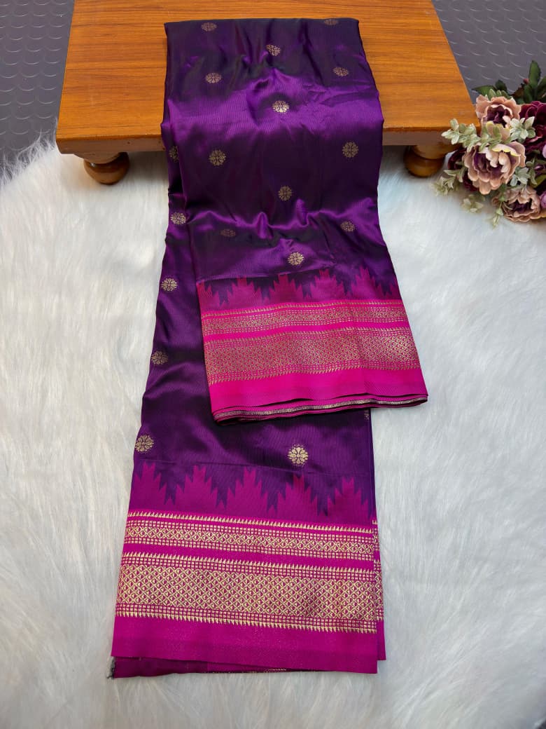 Shop premium Traditional Erkal Paithani Saree in pure silk with intricate buttis, rich Erkal pallu & contrast blouse. Perfect for weddings & festive wear.