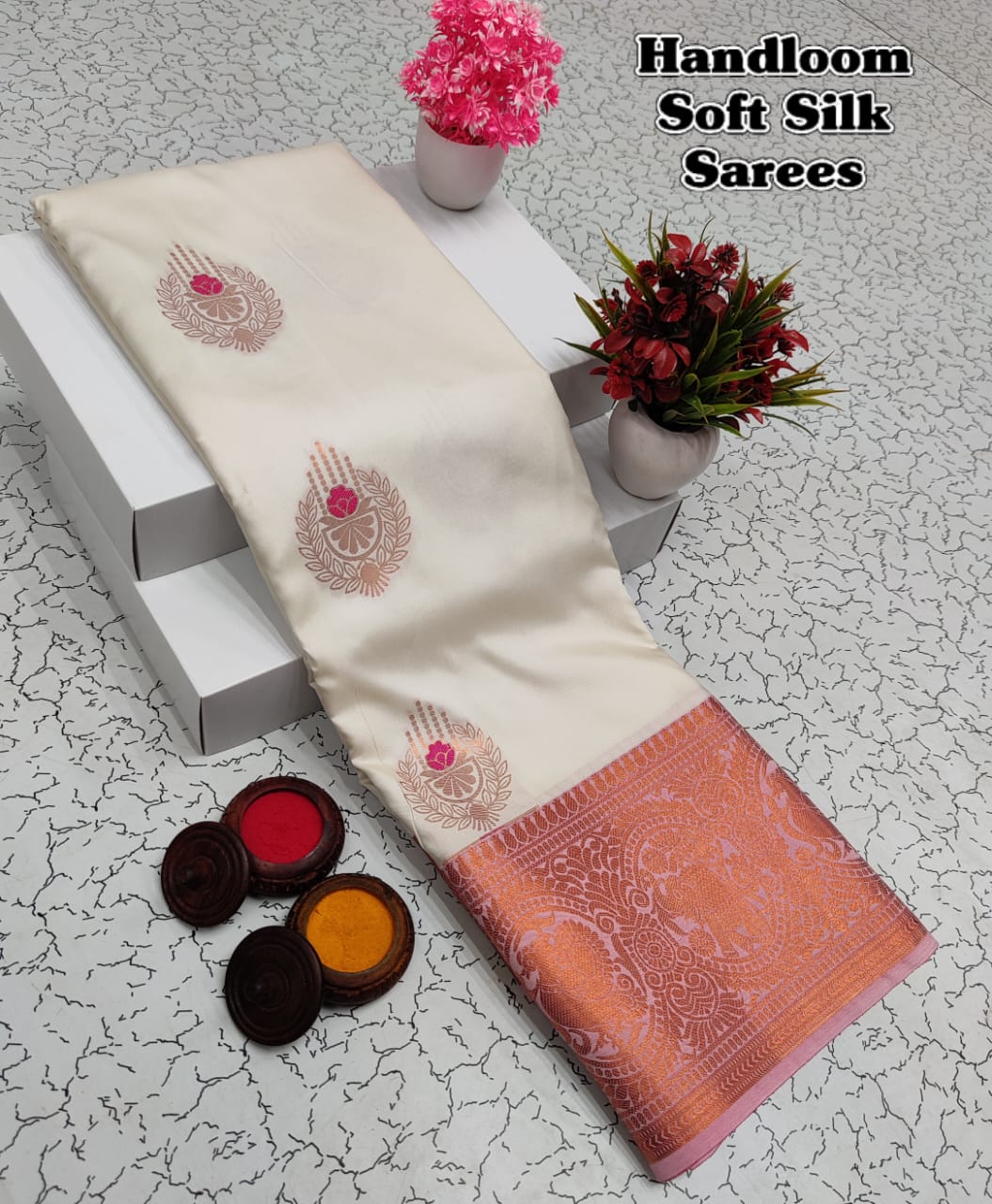 Shop premium Kanchipuram Handloom Soft Silk Saree with copper zari border, rich meena pallu & contrast blouse. Elegant saree for weddings & festivals.