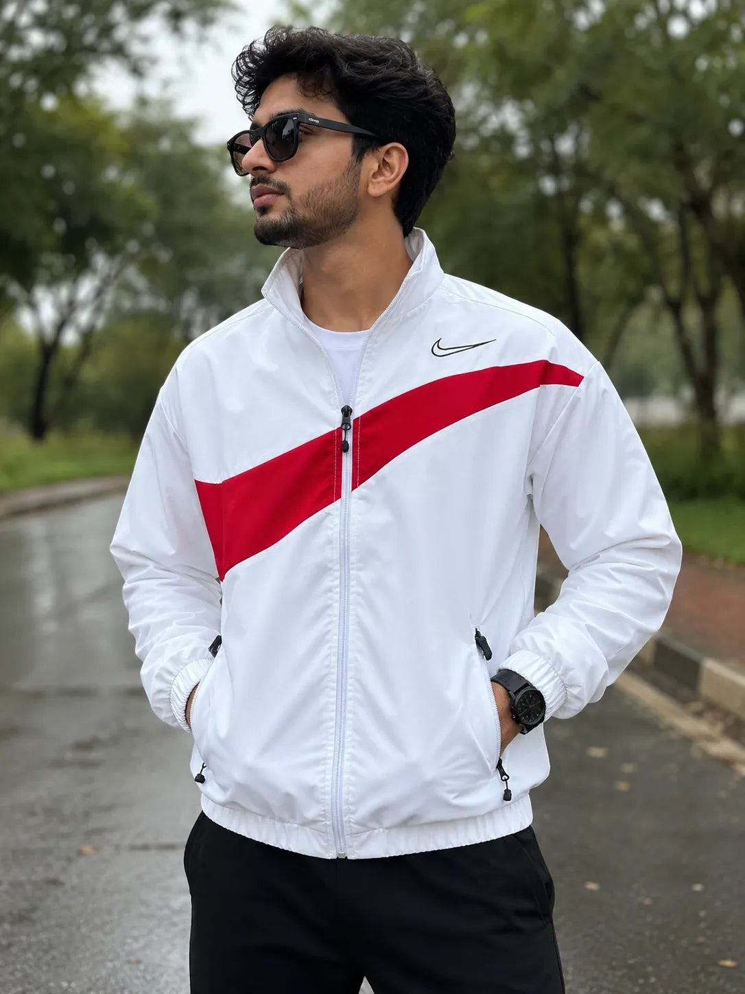 Stay protected in style with the&nbsp;Nike Premium Windchitter, crafted from high-grade TPU fabric for a sleek look and lasting performance. Designed with a Rise Net inner lining, it offers exceptional comfort and breathability, perfect for all-day wear.