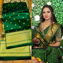 Load image into Gallery viewer, Kalanjali Paithani Saree/Blouse in Premium soft &amp; Shiny Tana Silk with all over Buttis.