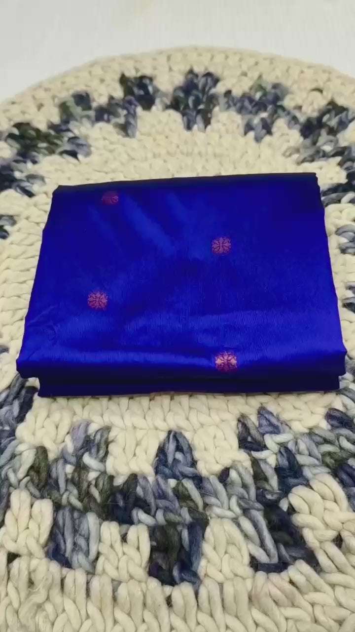 Buy Half Silk Irkal Paithani Saree online with premium Katan silk feel, all-over zari butti design, and contrast zari blouse. Perfect for weddings, festive wear, and traditional occasions at the best price.