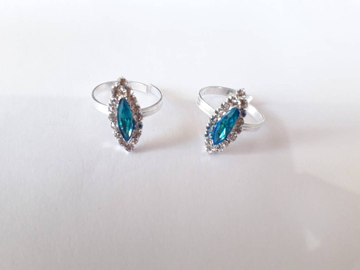 Multicoloured Brass Toe Ring