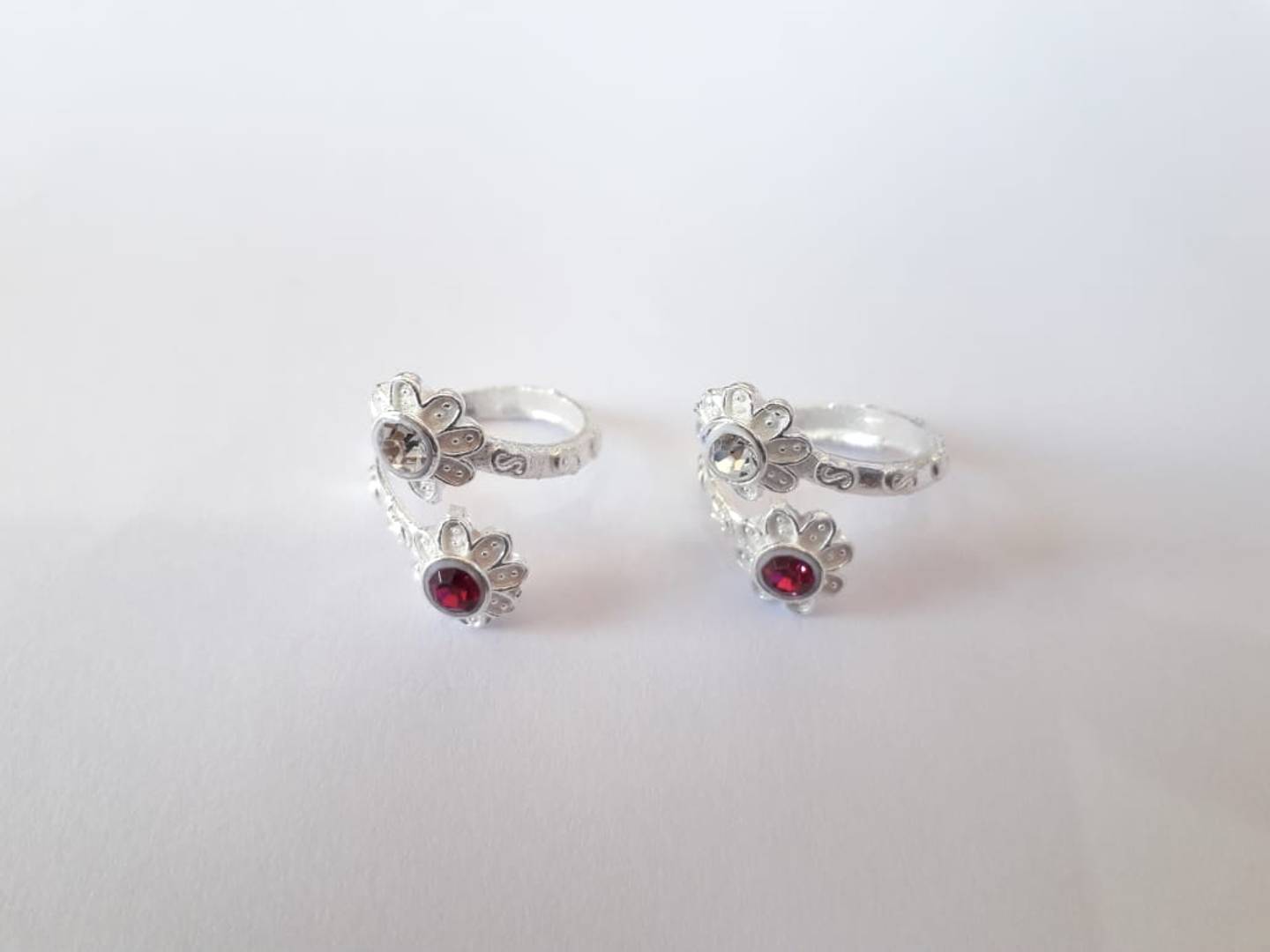 Multicoloured Brass Toe Ring