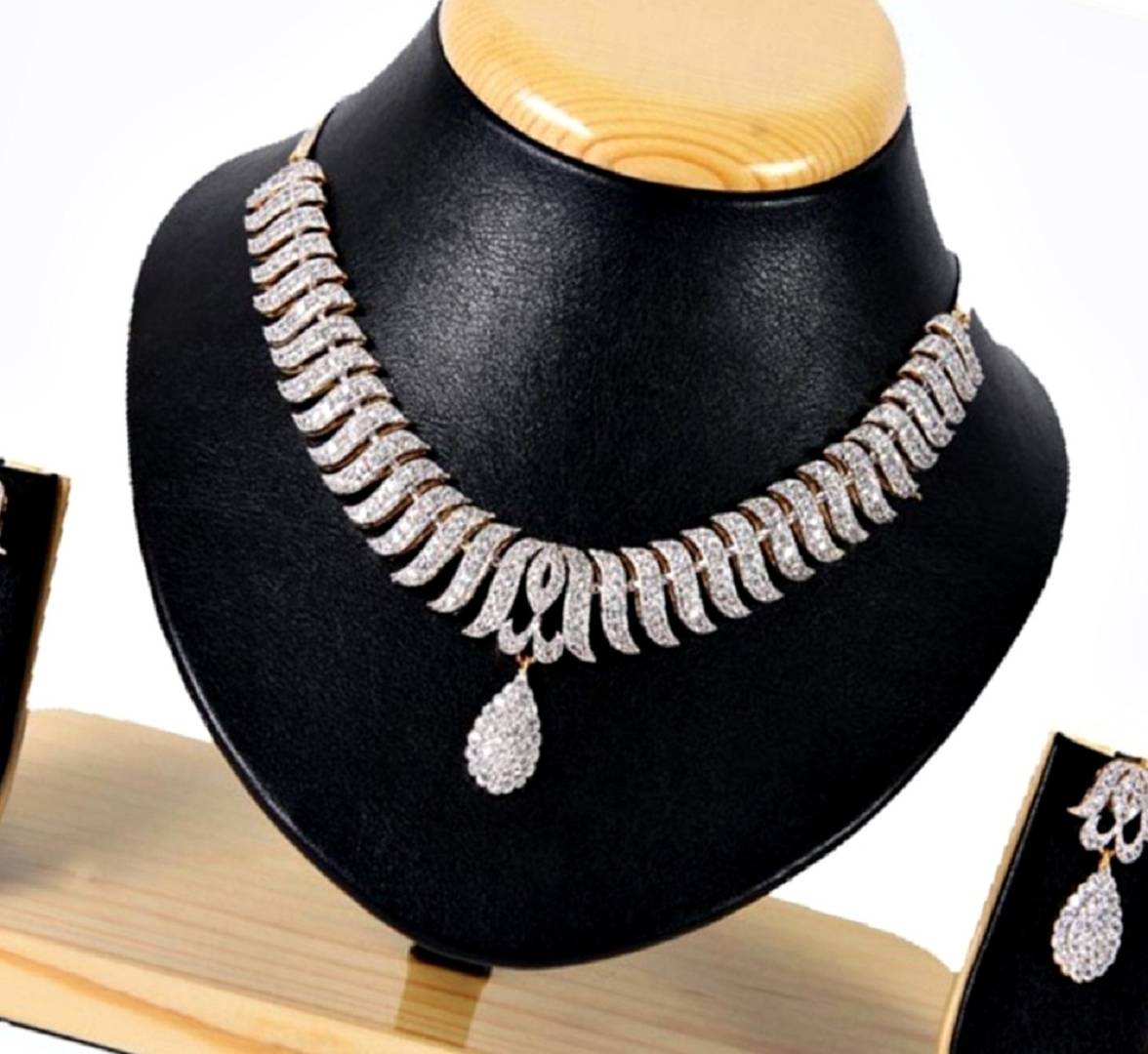 Golden Color American Diamond Alloy Jewellery Set