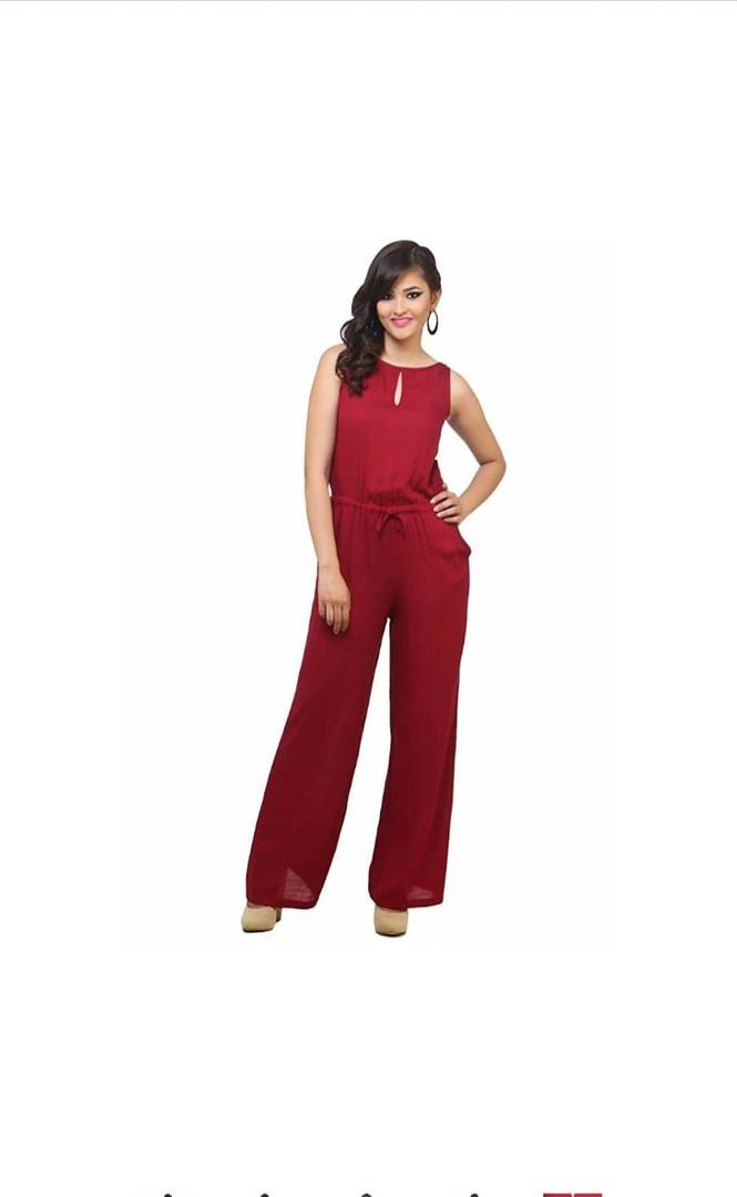 Alluring Red Solid Rayon Women's Jumpsuit