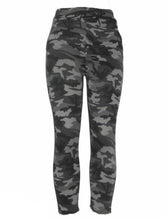 Load image into Gallery viewer, Women&#39;s Camouflage Pant