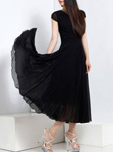 Load image into Gallery viewer, Georgette Black V-Neck Long Maxi Dress