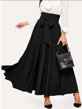 Load image into Gallery viewer, Women Black Long Solid Skirt