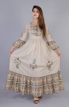 Load image into Gallery viewer, Woman&#39;s Rayon Kurti In Long Anarkali Style