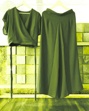 Load image into Gallery viewer, Women&#39;s Rayon Solid Top &amp; Palazzo Set