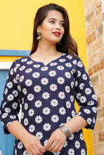 Load image into Gallery viewer, Women&#39;s Rayon Printed &amp; Woven Hand Work Kurti With Printed Palazzo