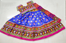 Load image into Gallery viewer, Stylish Glace Cotton Printed Lehenga Choli With Dupatta Set
