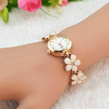 Load image into Gallery viewer, Bracelet Design Rose gold and White Strap Analog Watch For Girls