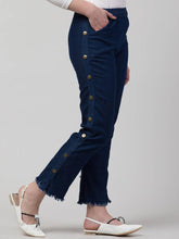 Load image into Gallery viewer, Women&#39;s Stylish Blue Solid Denim Mid-Rise Jeans