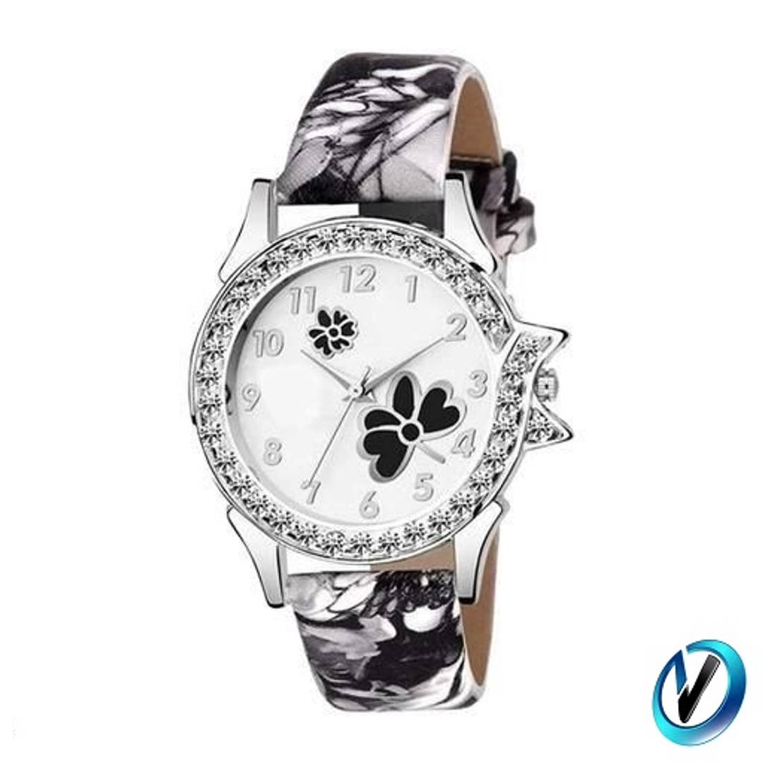 Trendy Women watch