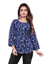 Load image into Gallery viewer, Women&#39;s  Crepe Printed Top