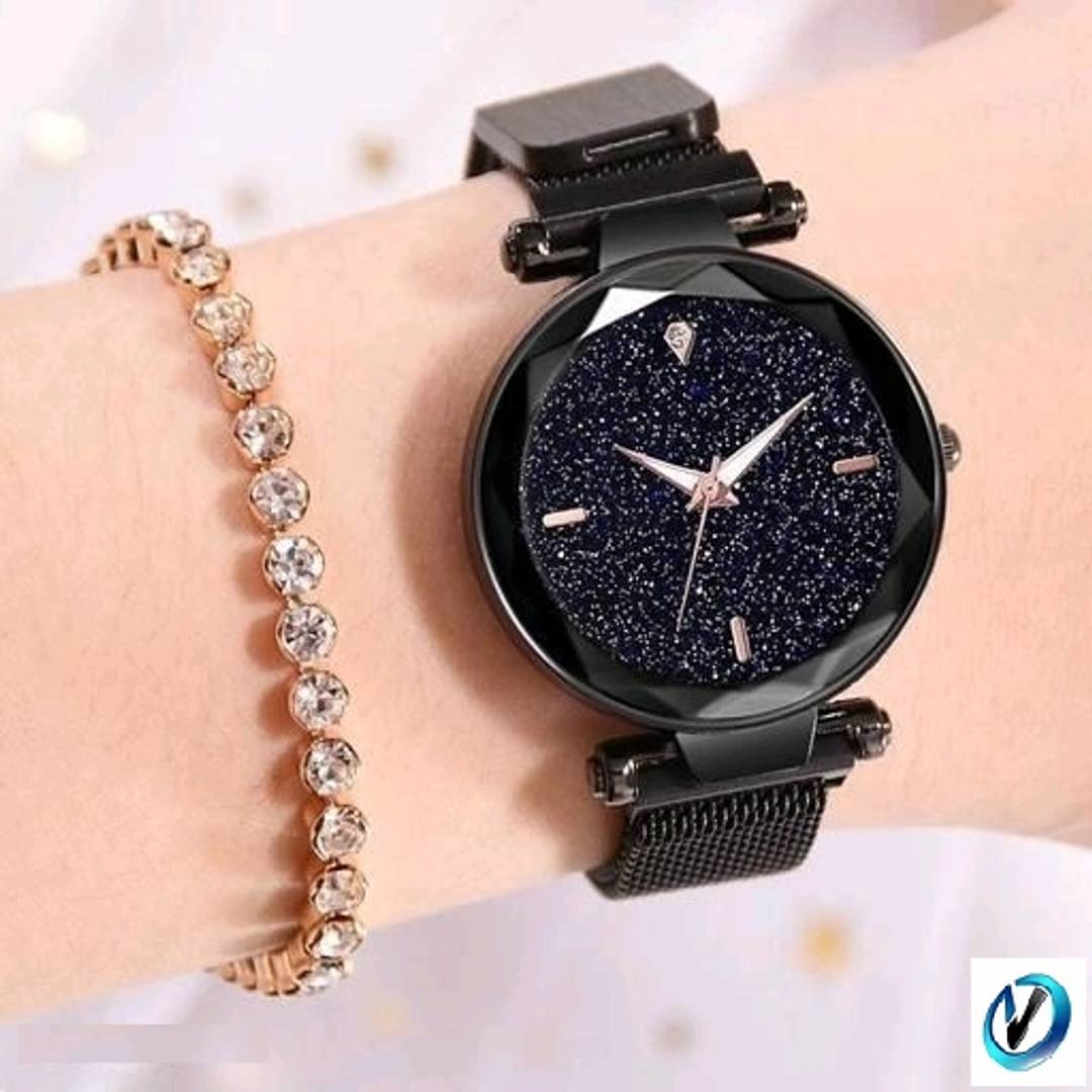 New Stylish Megnetic belt Women watches