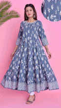 Load image into Gallery viewer, Stylish Cotton Grey Floral Printed Gown For Women