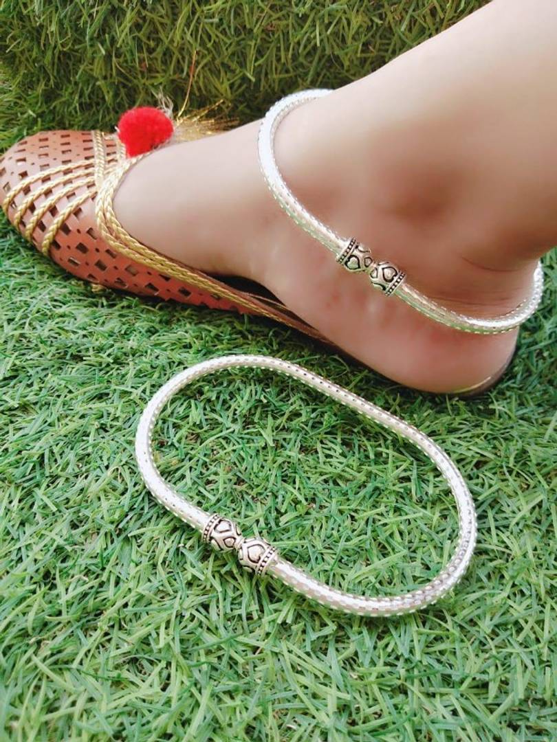 Trendy Beautiful Brass Silver Plated Anklets