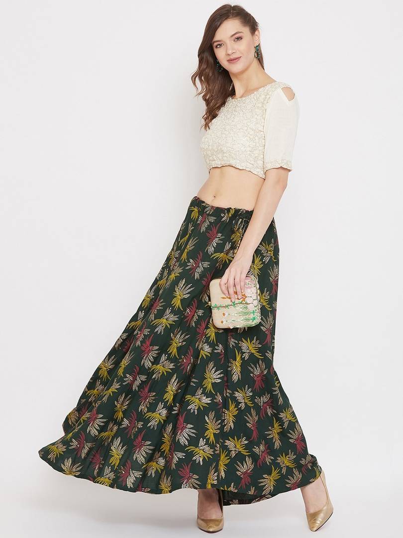 Women Green & Red Printed flared Maxi Skirt