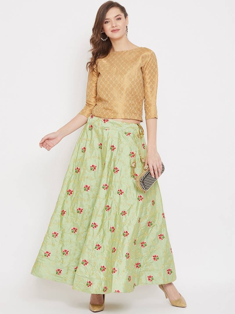 Women Green & Gold-Coloured Embroidered Flared Maxi Skirt