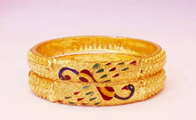 Load image into Gallery viewer, Gold Plated Wedding bangles set