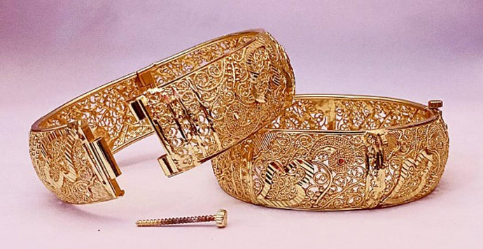 Gold Plated Wedding bangles set