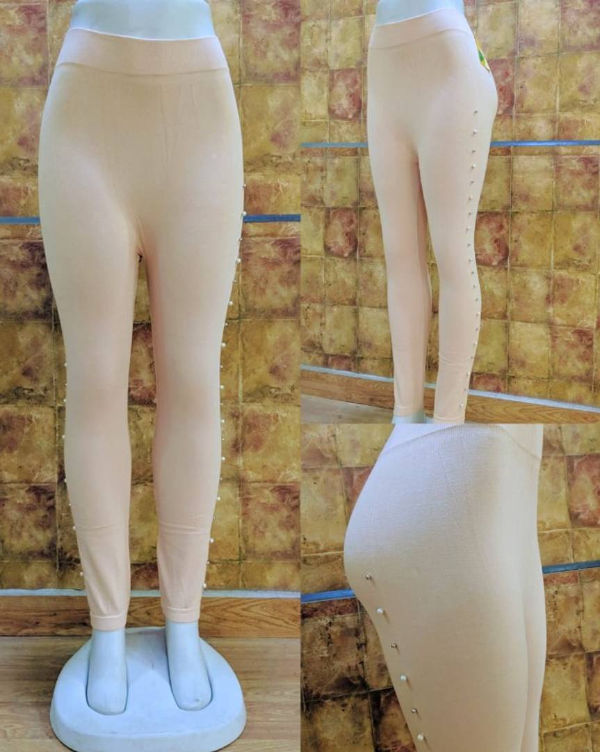 Stylish Imported Stretchable Lycra Solid Side Pearl Leggings For Women