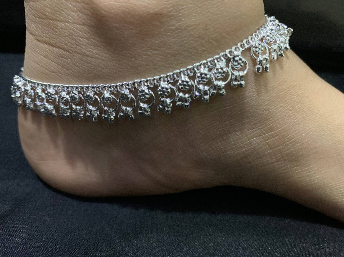 Latest Beautiful Alloy Silver Plated Anklets