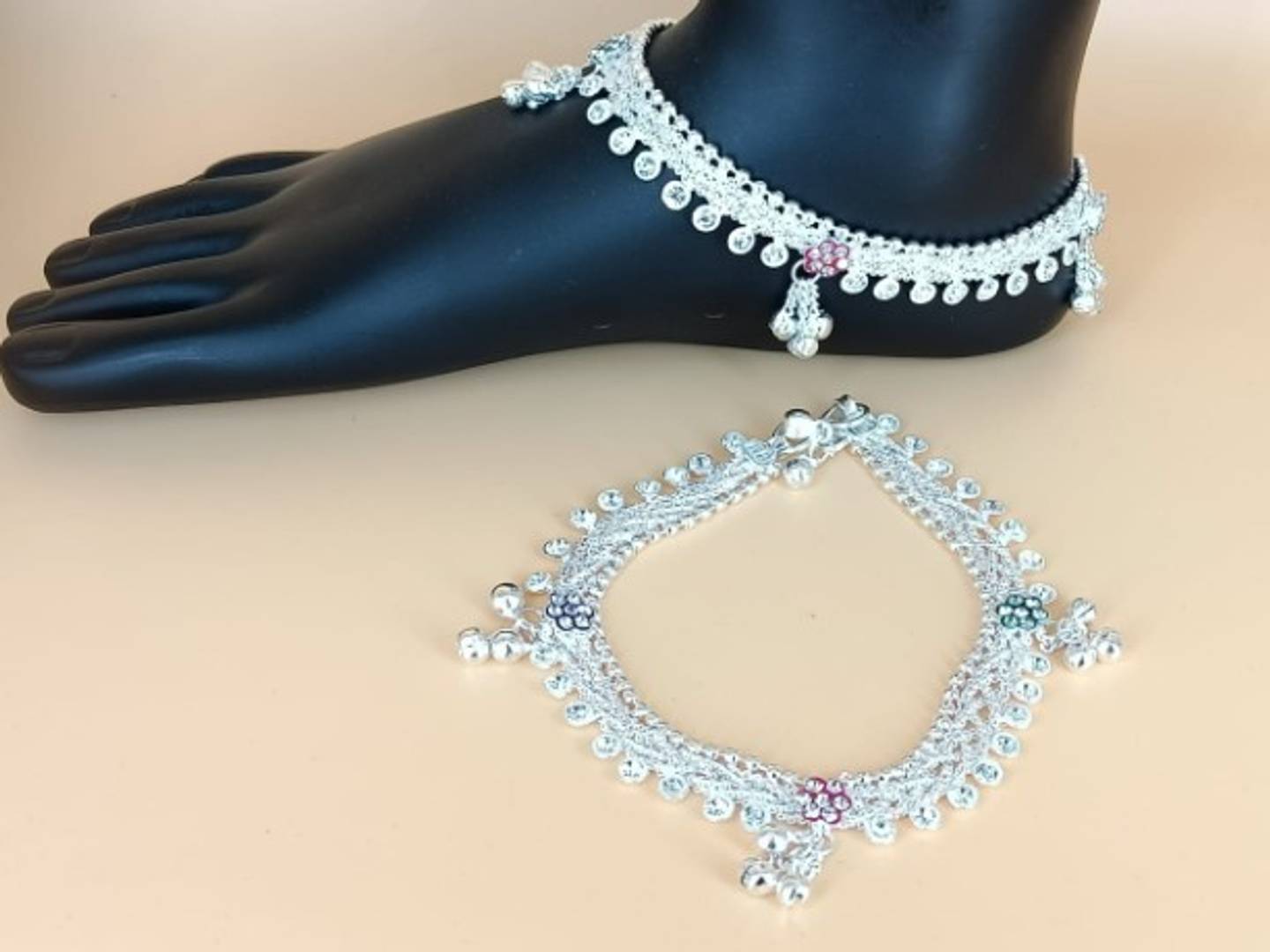 Twinkling Assured Quality Anklets Payal