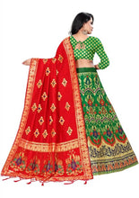 Load image into Gallery viewer, Latest Attractive Cotton Blend Semi Stitched Lehenga Choli