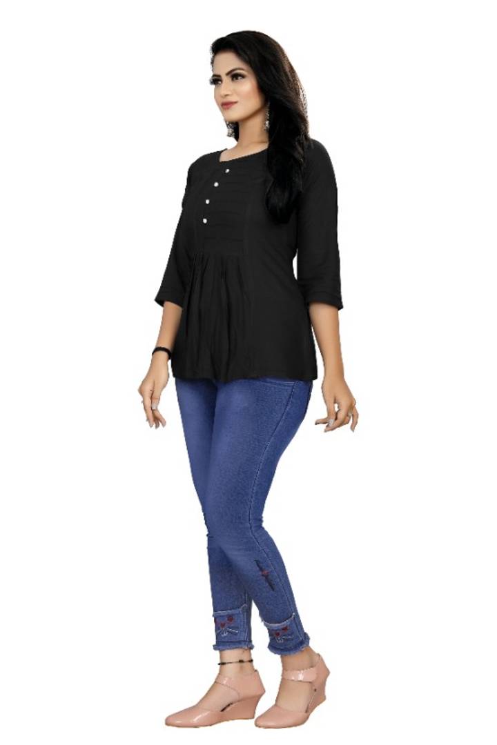 Stylish Rayon Solid 3/4 Sleeves Tunic Top For Women