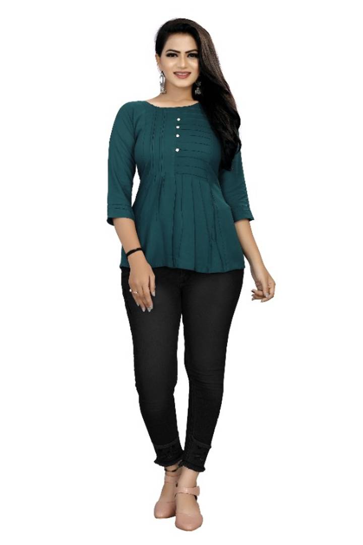 Stylish Rayon Solid 3/4 Sleeves Tunic Top For Women