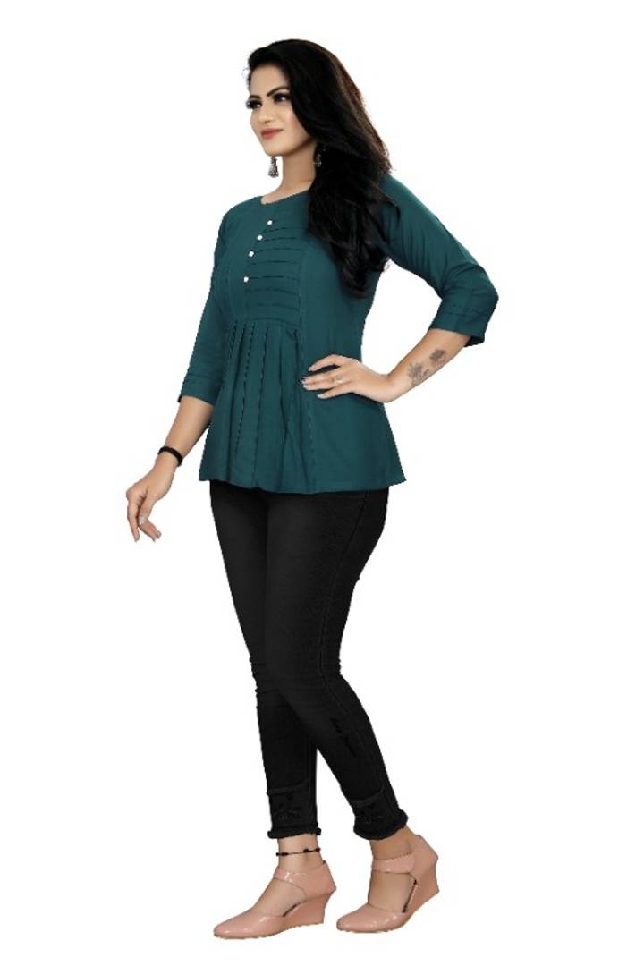 Stylish Rayon Solid 3/4 Sleeves Tunic Top For Women
