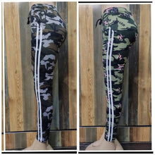 Load image into Gallery viewer, women&#39;s camouflage  jegging combo of 2