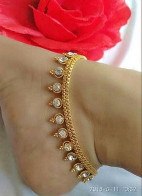 Traditional Alloy Golden Anklet For Women