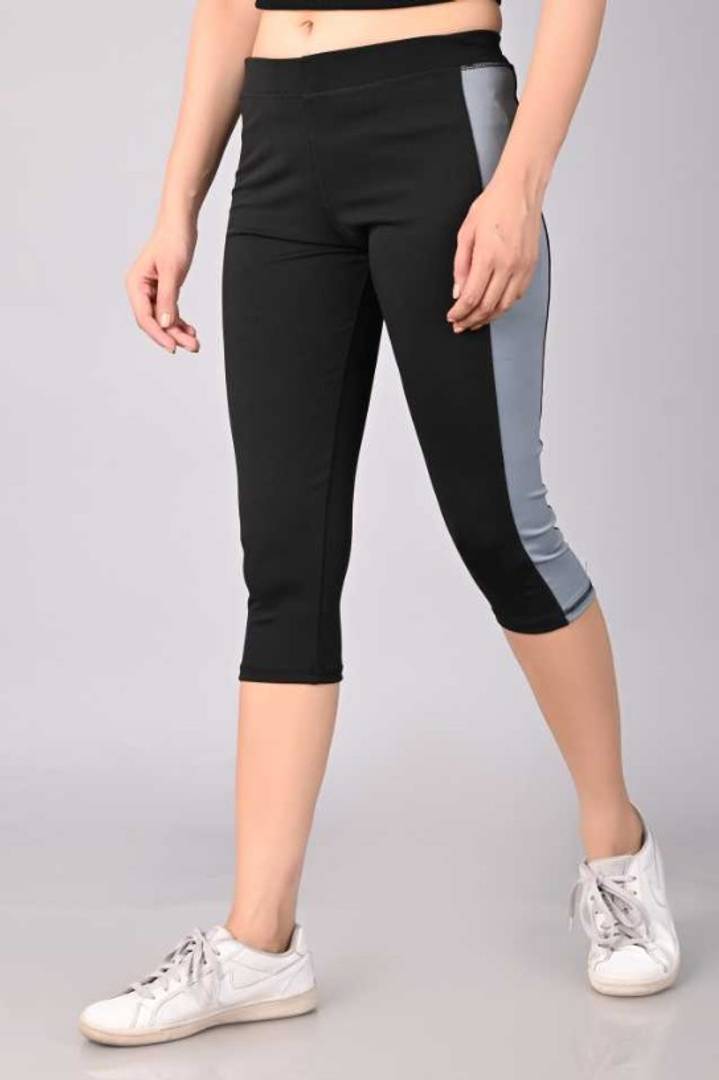 Yoga & Gym Women Black Capri