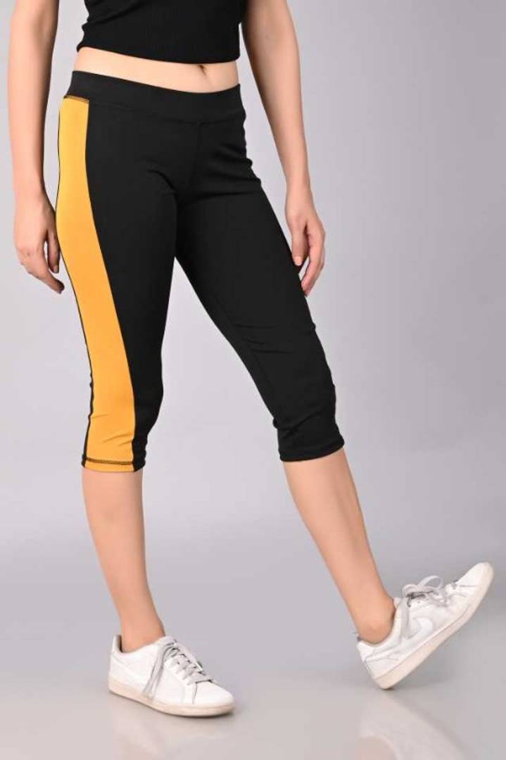Yoga & Gym Women Black Capri