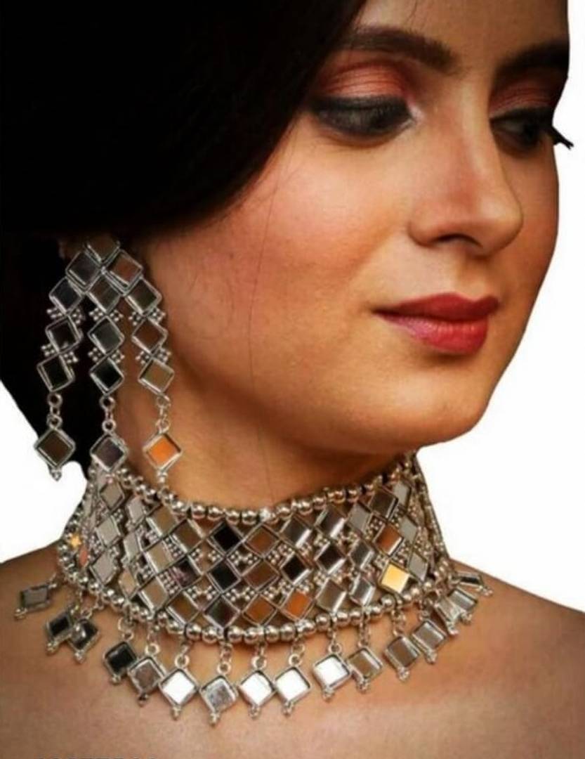 Women's Necklace and Earrings