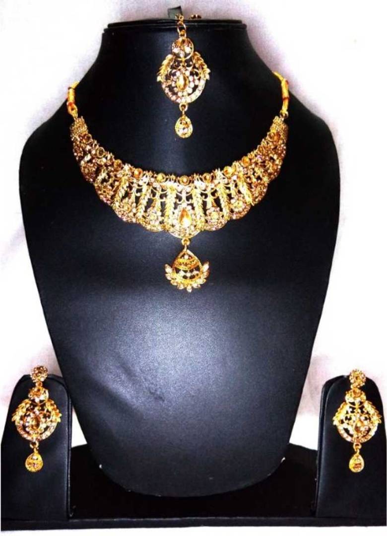 Latest Beautiful Gold Plated Jewellery Set