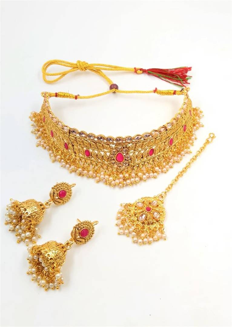 Red and white pearl gold plated necklace set