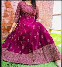 Load image into Gallery viewer, Pretty Kurti for womens