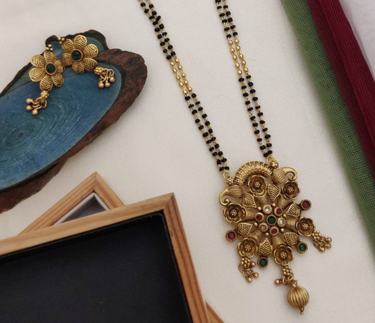 copper gold plated Mangalsutra with earring for women