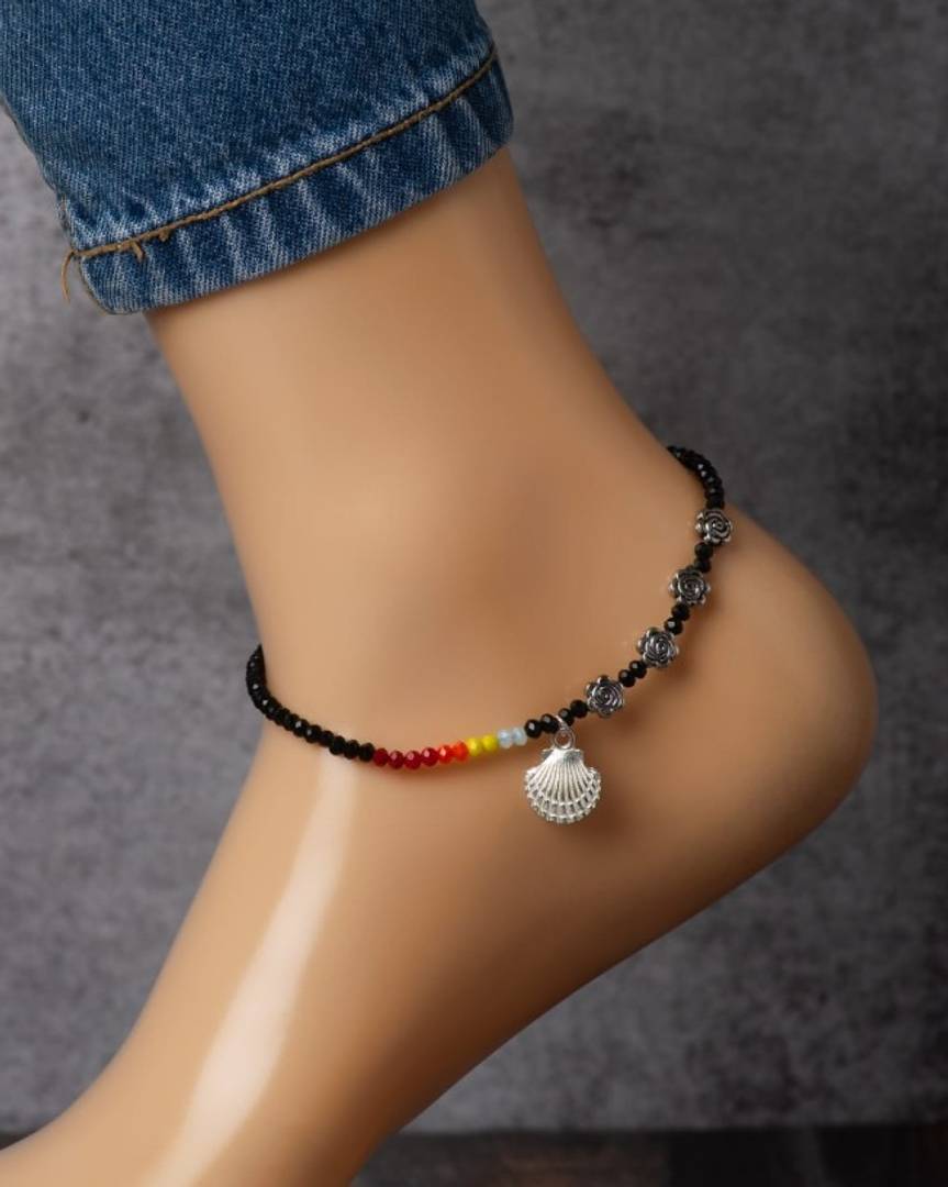 FEMININE COLOURFUL WOMEN ANKLET