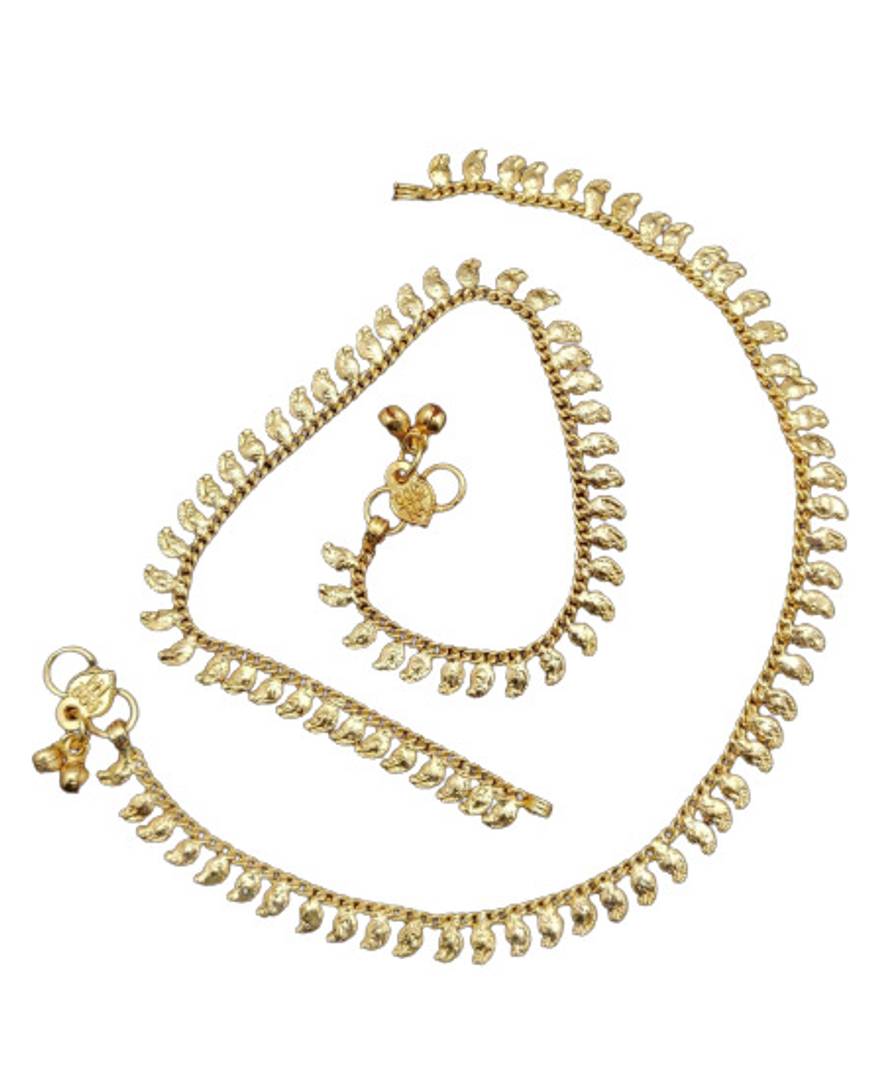 GOLD PLATED DAILY WEAR DESIGNER LEAF ANKLET PAIR