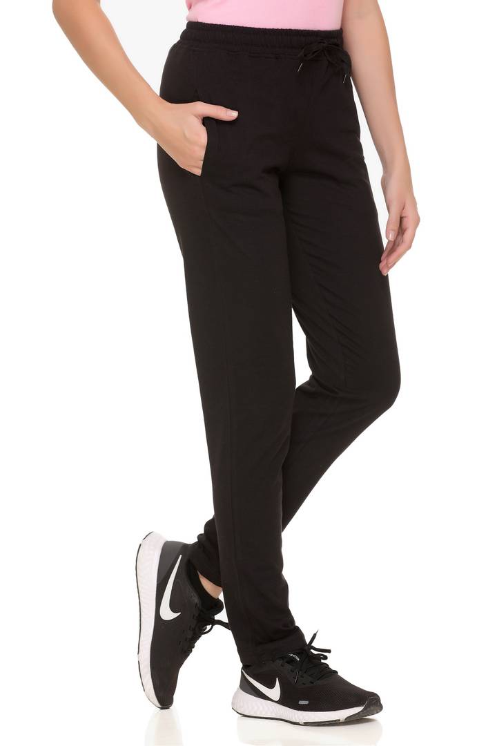 Stylish Black Cotton Solid Track Pant For Women