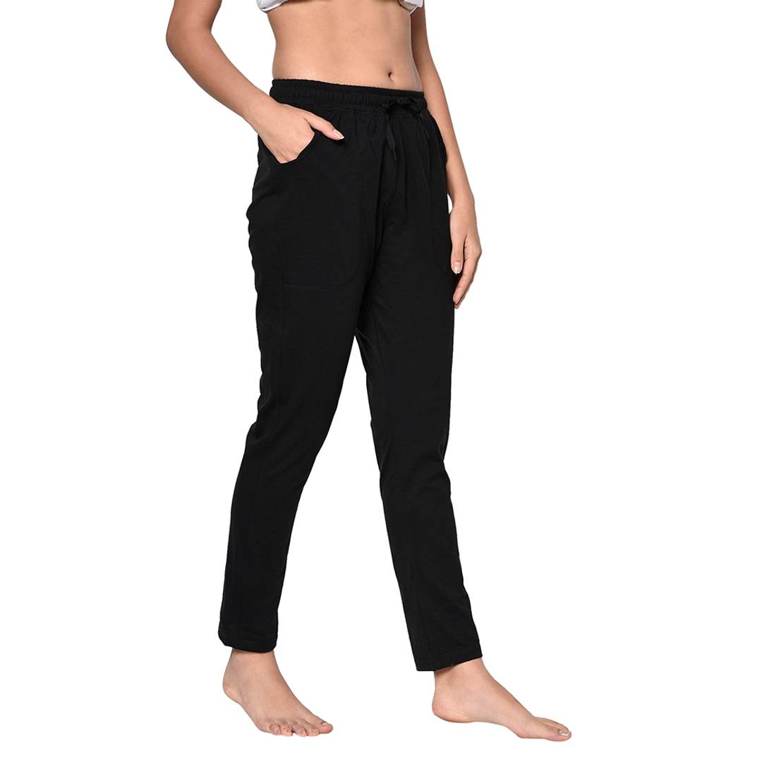Stylish Black Cotton Solid Track Pant For Women