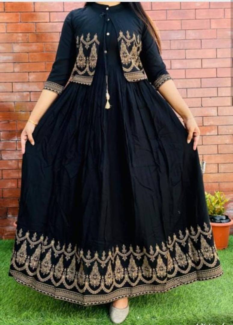 Stylish Rayon Black Mandarin Collar 3/4 Sleeves Printed Kurta With Jacket Set For Women
