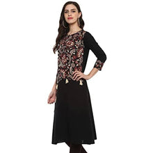 Load image into Gallery viewer, Yash Gallery Women&#39;s Cotton &amp; Crush A-Line Kurta